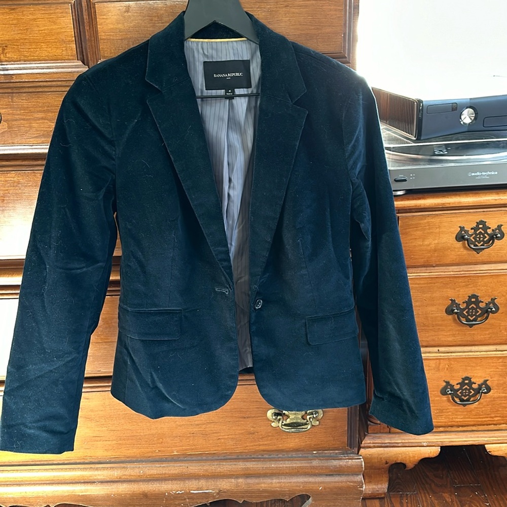 Banana Republic Blue blazer with brown elbow patch’s